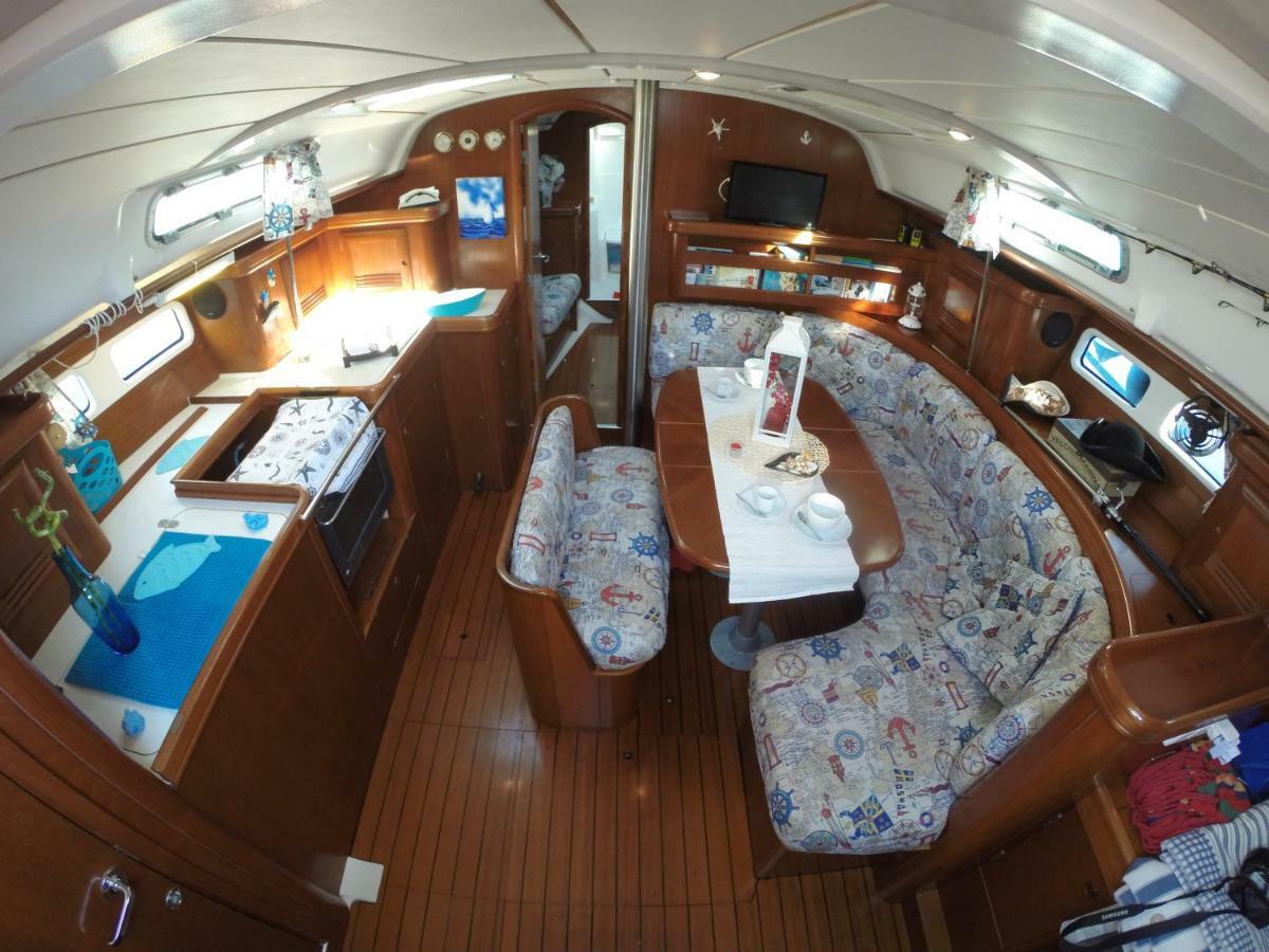 Yacht Suite Marina Di Grosseto Exterior photo