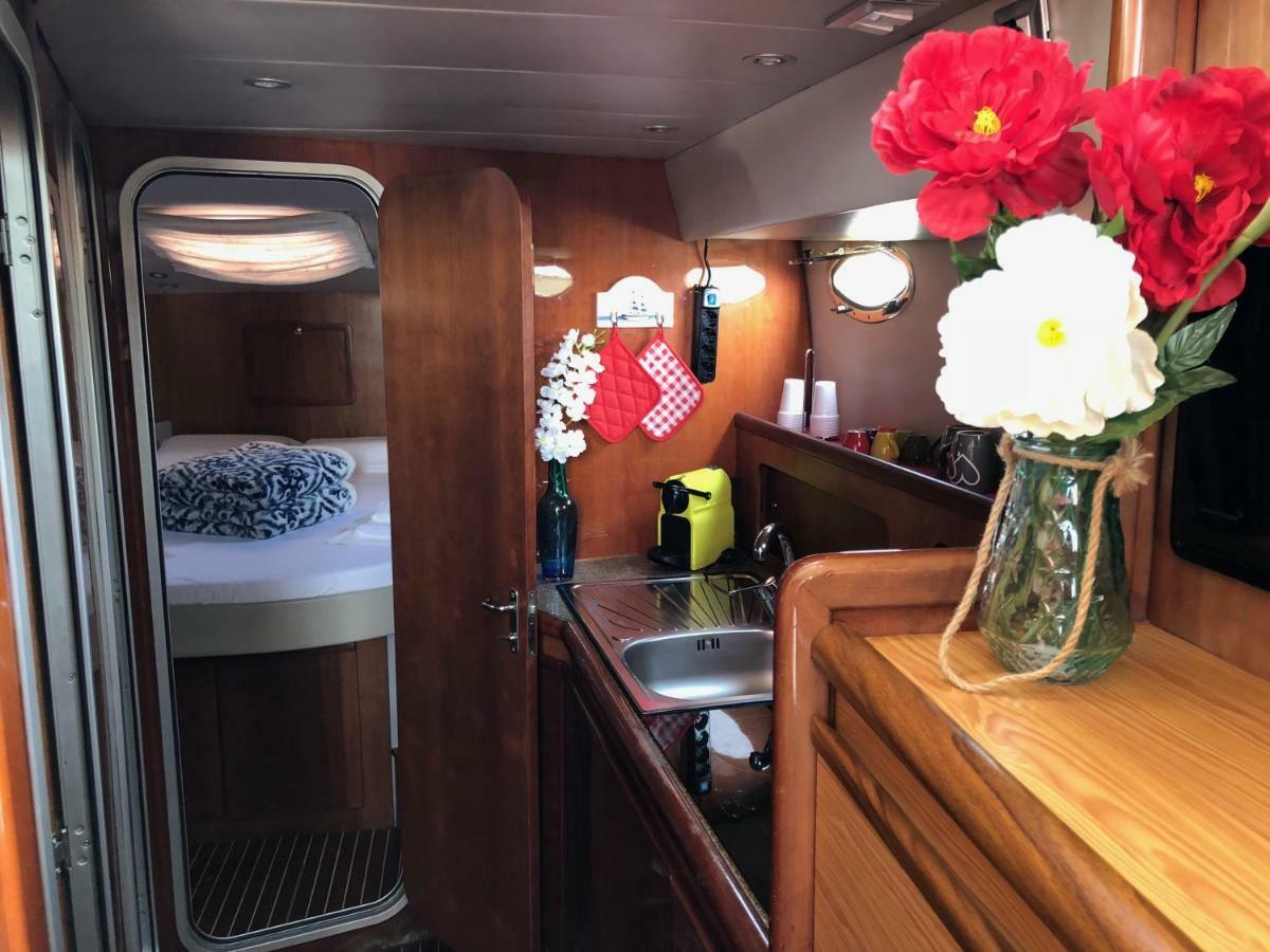 Yacht Suite Marina Di Grosseto Exterior photo