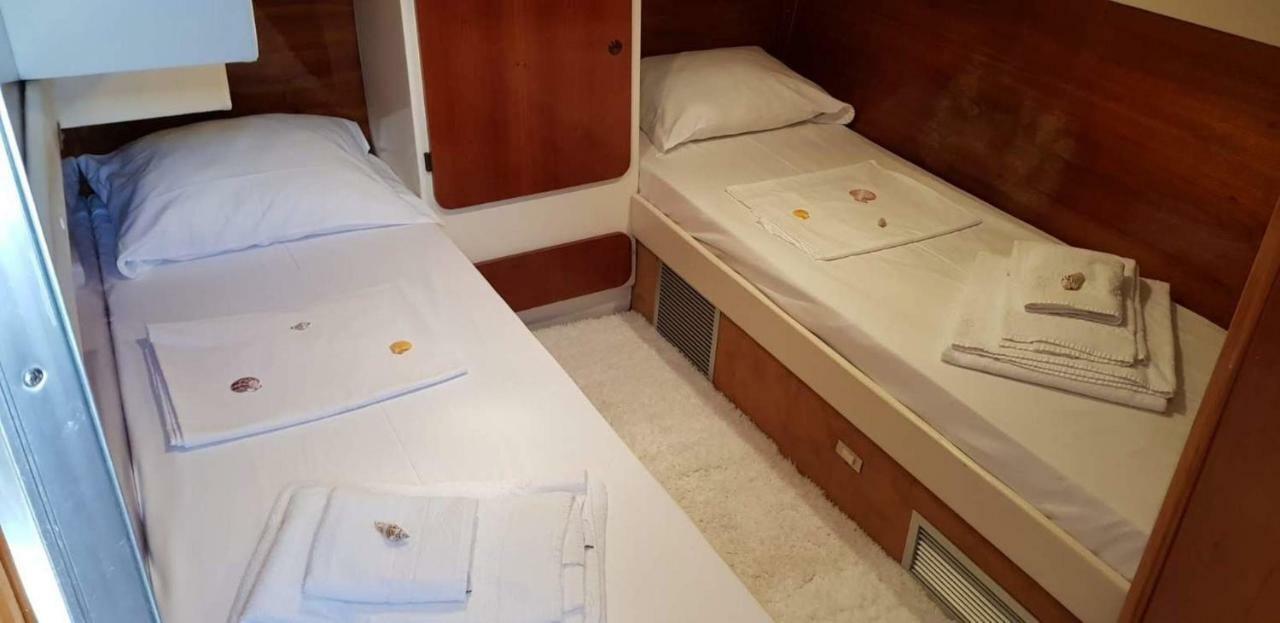 Yacht Suite Marina Di Grosseto Exterior photo
